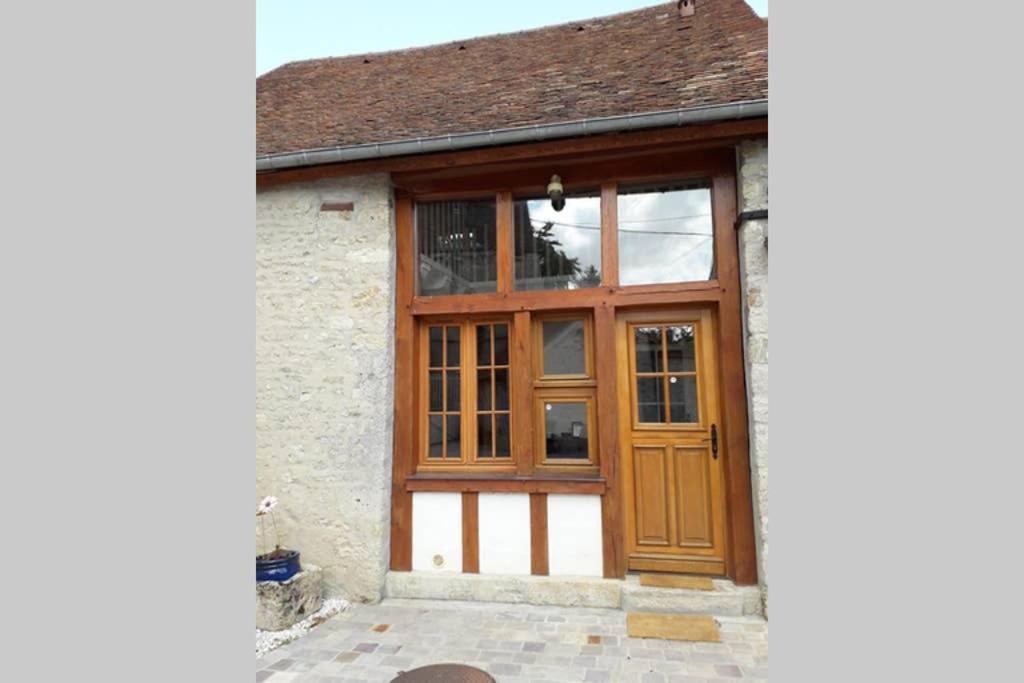 Maison en pierre totalement renovée Villa Marsainvilliers Exterior foto